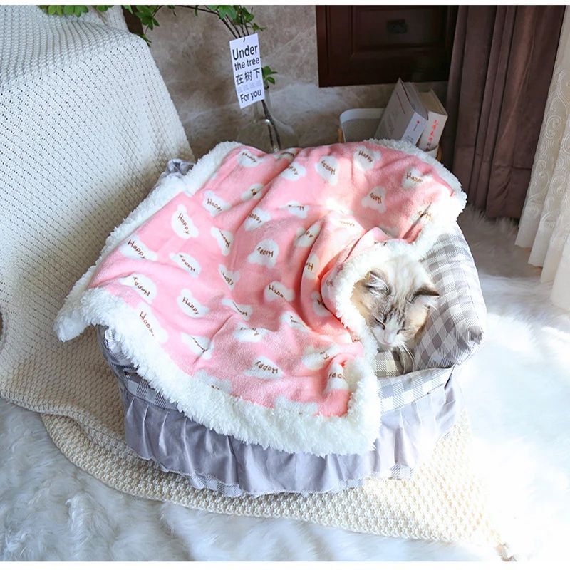 Thick Lamb Fleece Pet Dog Blanket Soft Flannel Cat And Dog Cushion To Keep Warm Cat And Dog Sleeping Blanket Winter Pet Cushion - FushionX Techflex